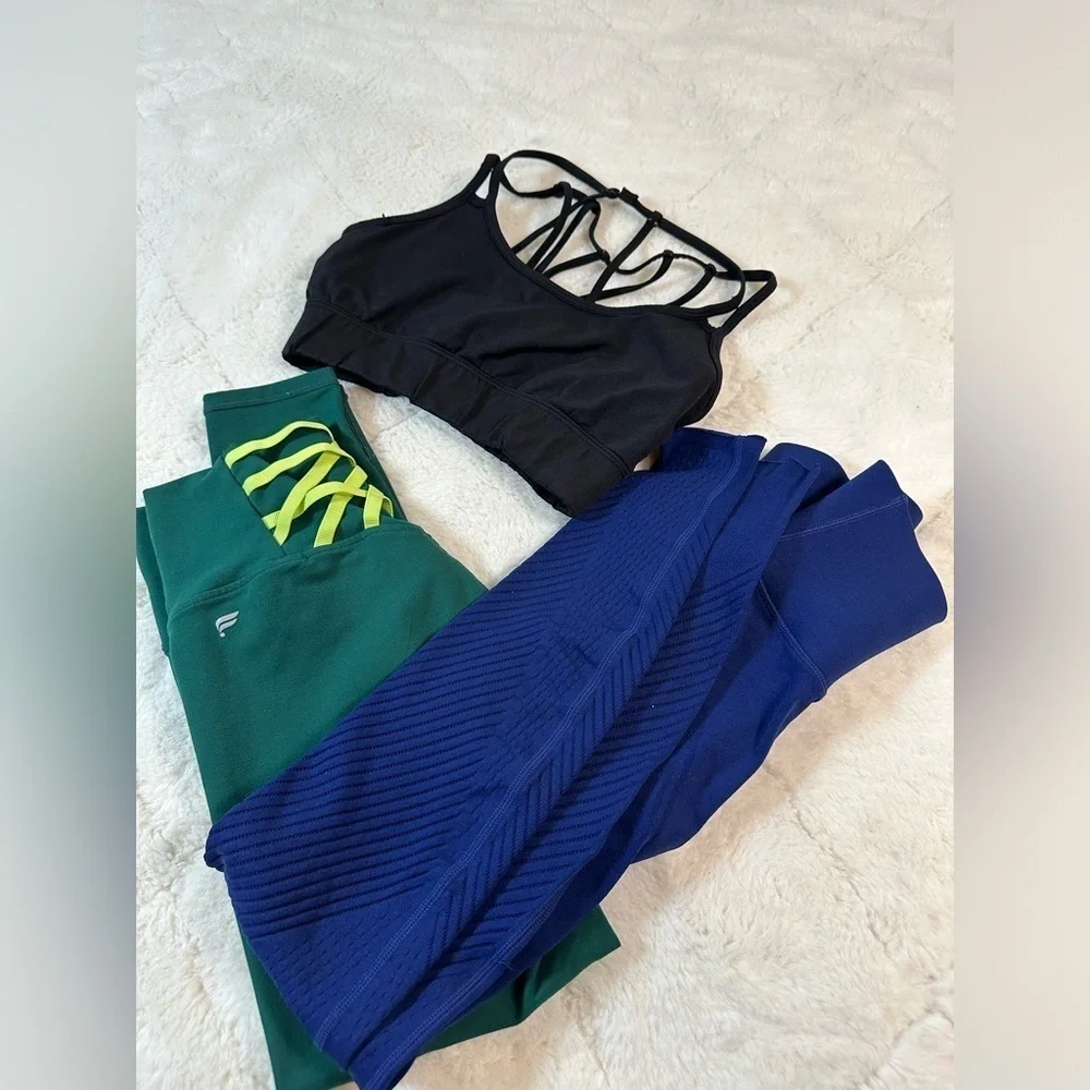 Fabletics 3 piece sculpt knit blue leggings xs boost power green xs Black bra S